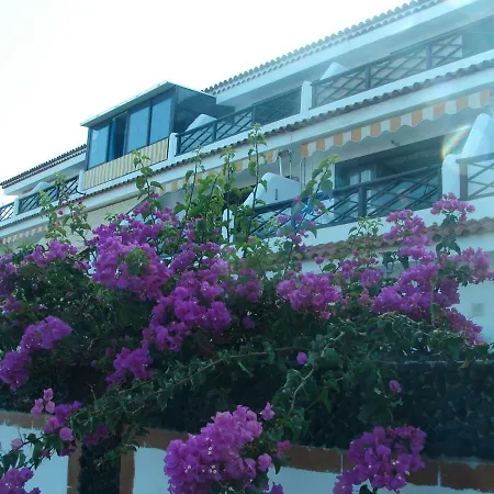 Coastside Apartment, Amarilla Bay Apartman