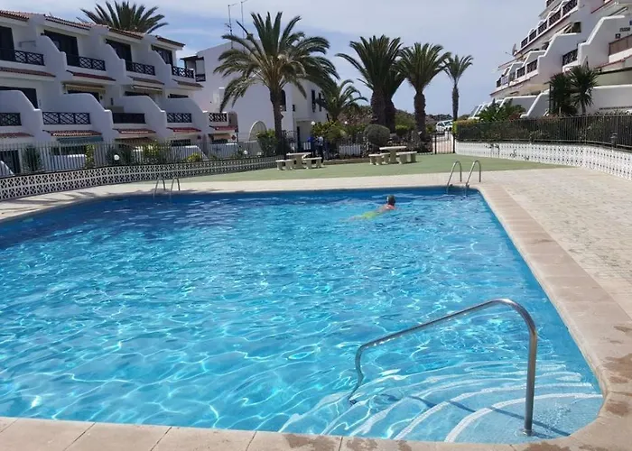 Coastside Apartment, Amarilla Bay Daire *