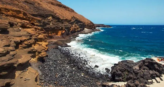 Coastside Apartment, Amarilla Bay דירה