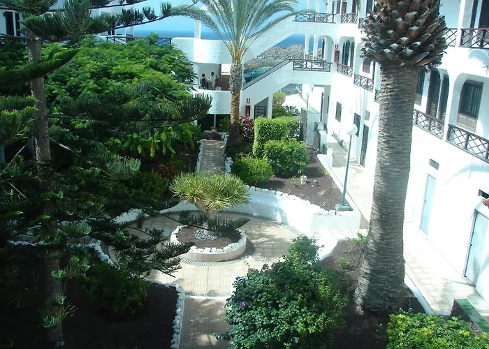 Coastside Apartment, Amarilla Bay