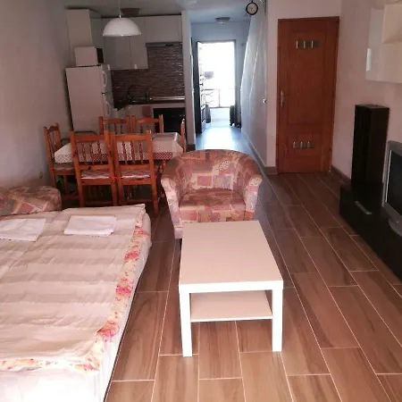 Coastside Apartment, Amarilla Bay *